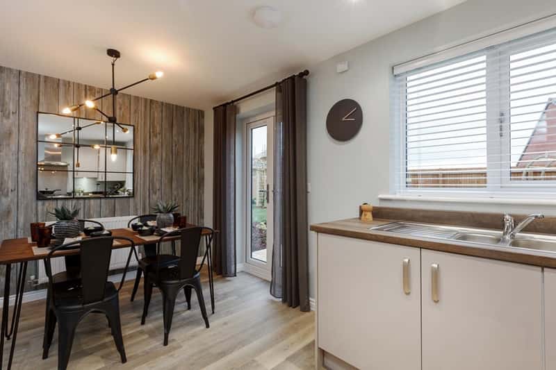 Thorn Fields - Image 12