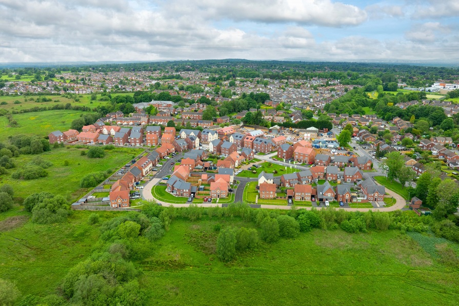 Silk Waters Green, Macclesfield, Cheshire — photo 1