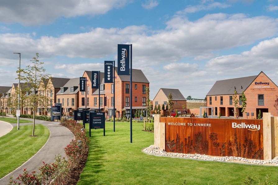 Linmere Gateway, Houghton Regis, Bedfordshire — photo 1
