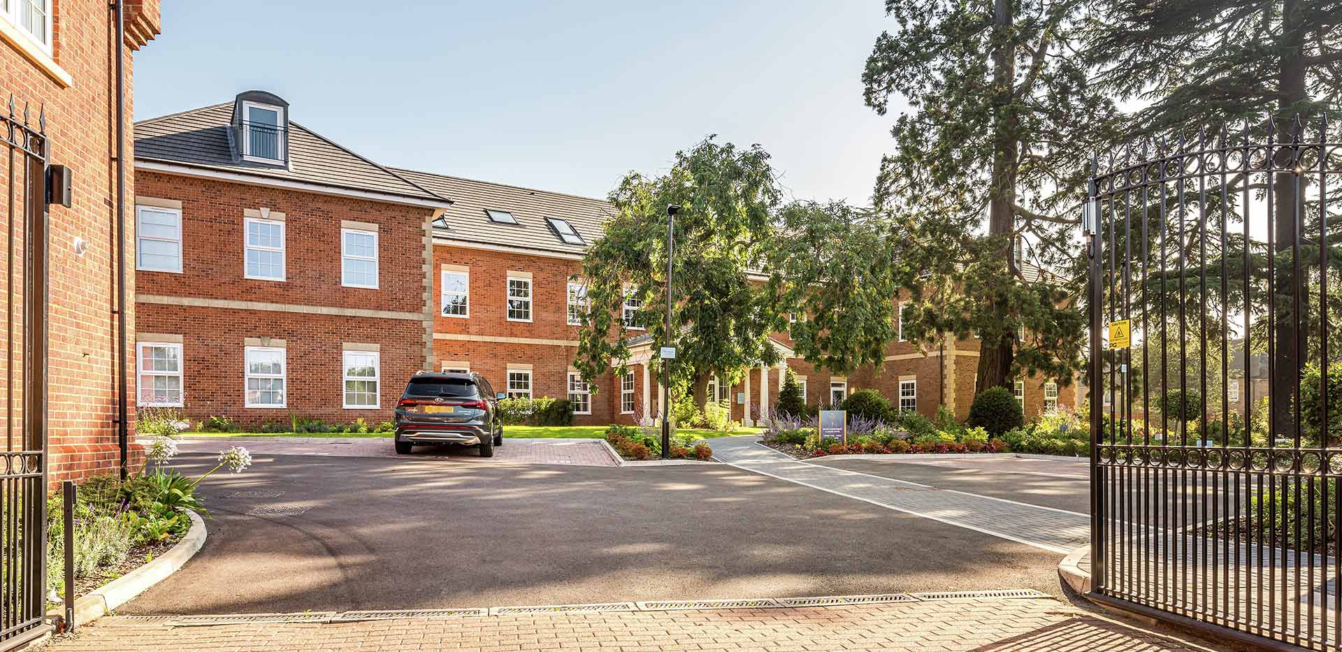 Berkeley Place — photo 3