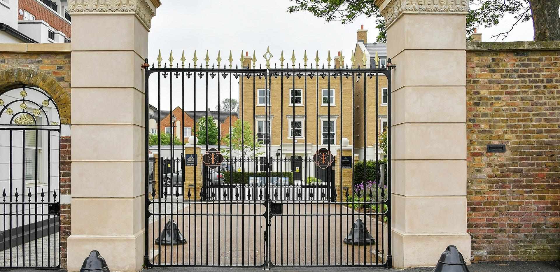 Fitzroy Gate — photo 10