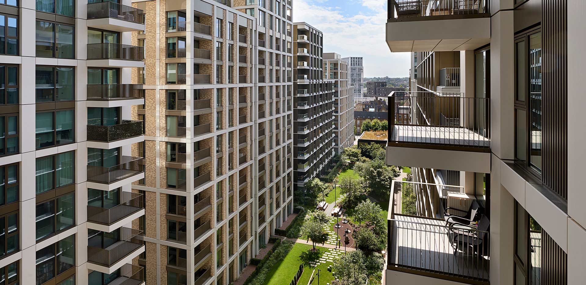 Prince Of Wales Drive — photo 15