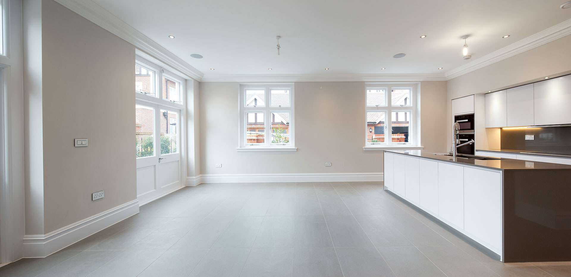 Queens Acre, Butlers Court — photo 2