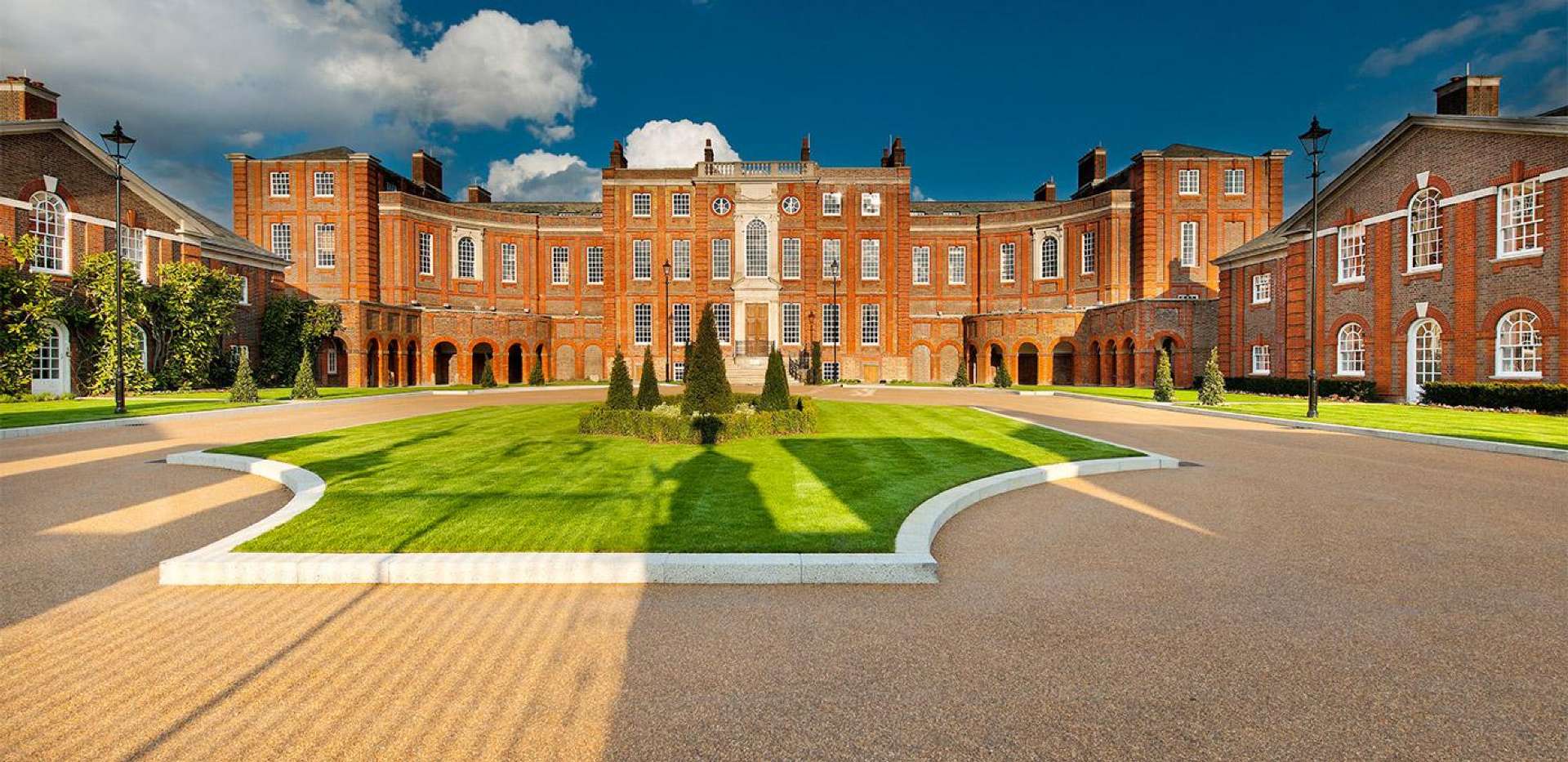 Roehampton House — photo 13
