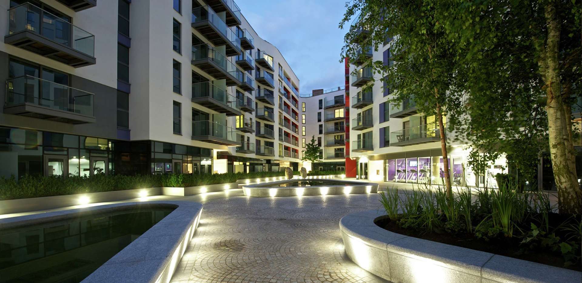 Saffron Square — photo 14