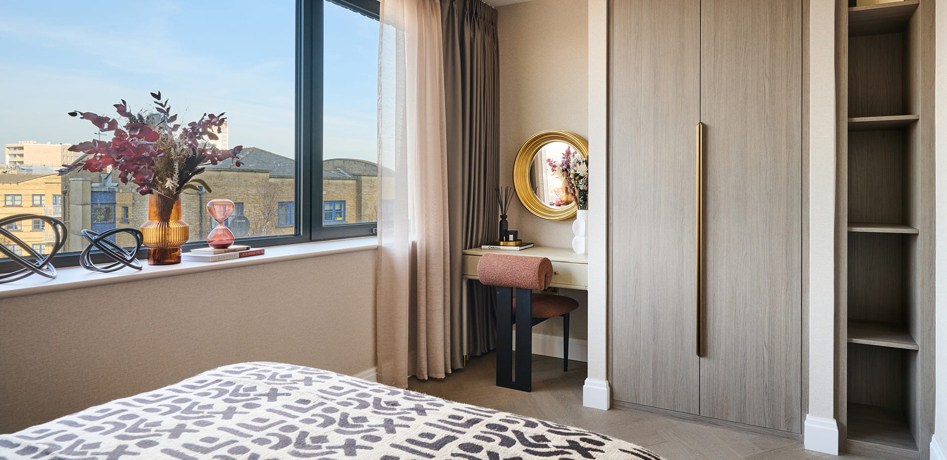 The Regent — photo 10