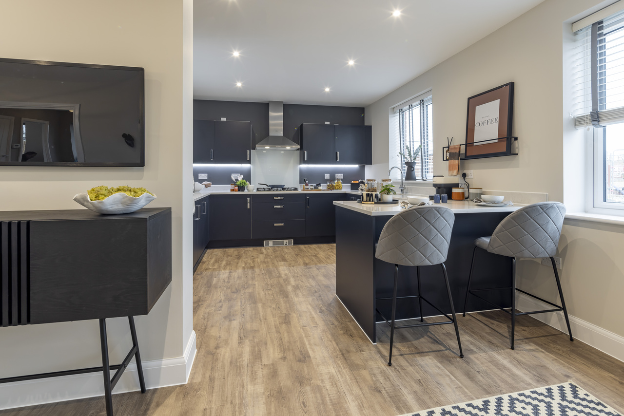 Bovis Homes @ King James' Park — photo 2