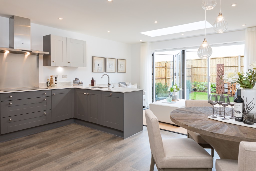 Langley Court — photo 2