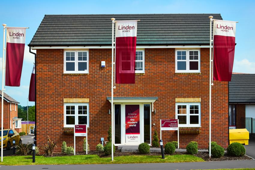 Partridge Walk, Stafford, Staffordshire — photo 1