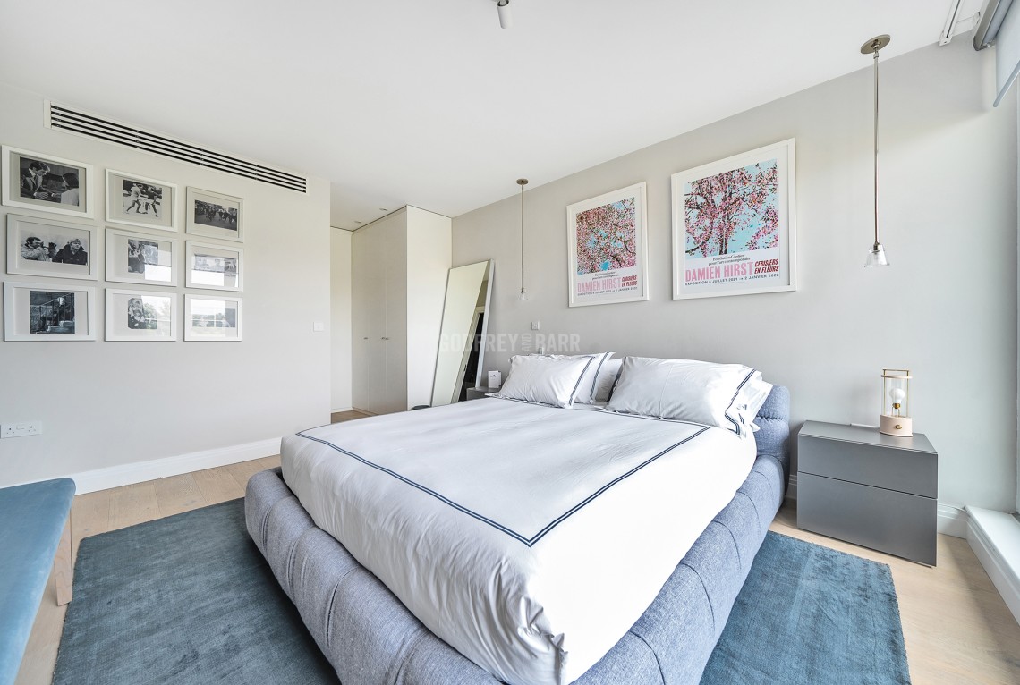 New Burghley House, Mill Hill East - Image 8