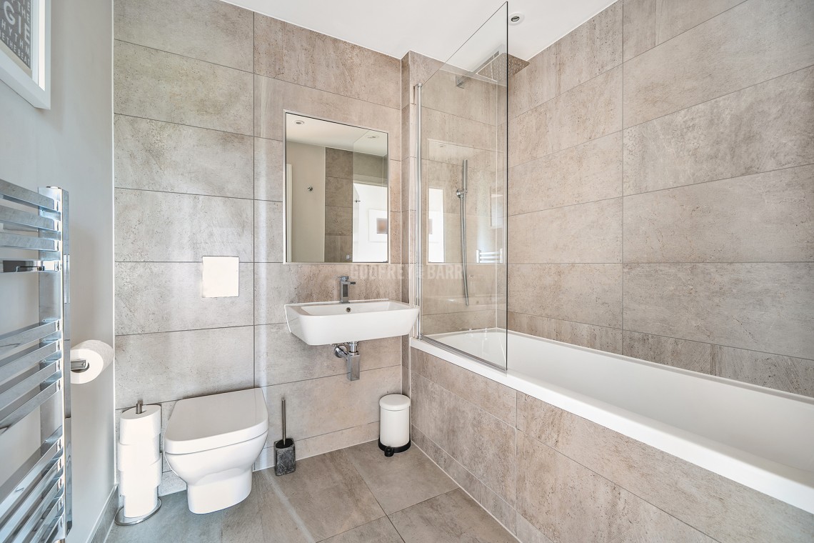 New Burghley House, Mill Hill East - Image 11