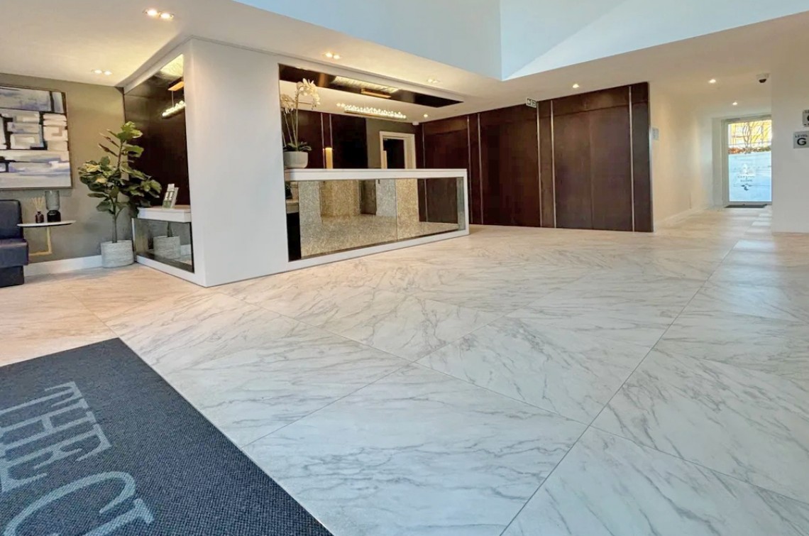 New Burghley House, Mill Hill East - Image 12