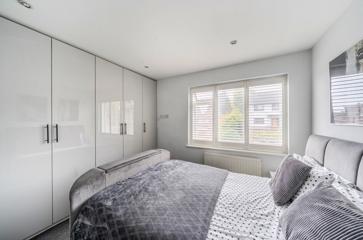 Woodville Road, Barnet - Image 10