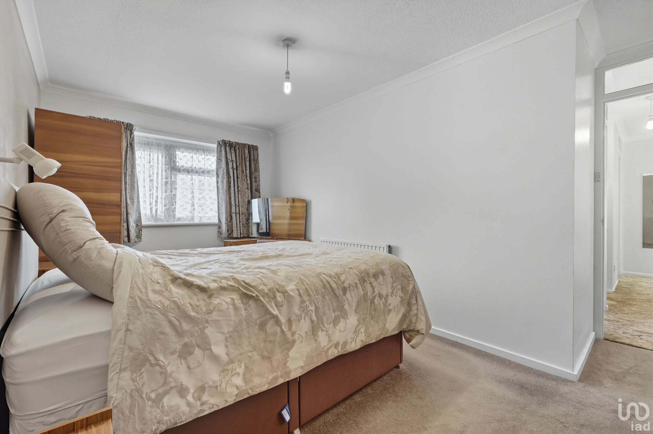 Piercys, Basildon - Image 15