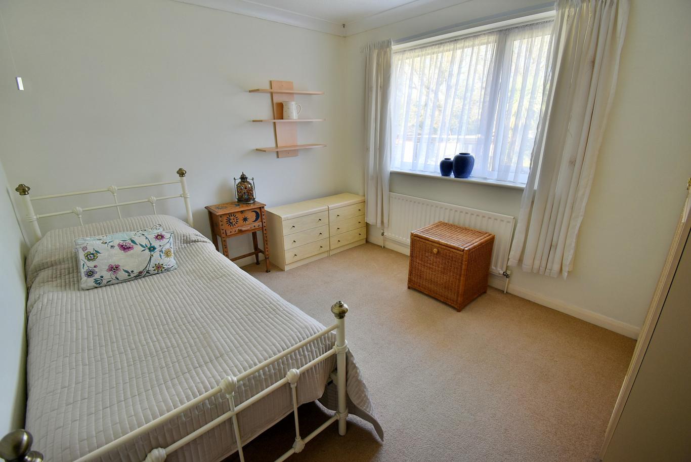 Eleanor Drive, Bearwood - Image 10