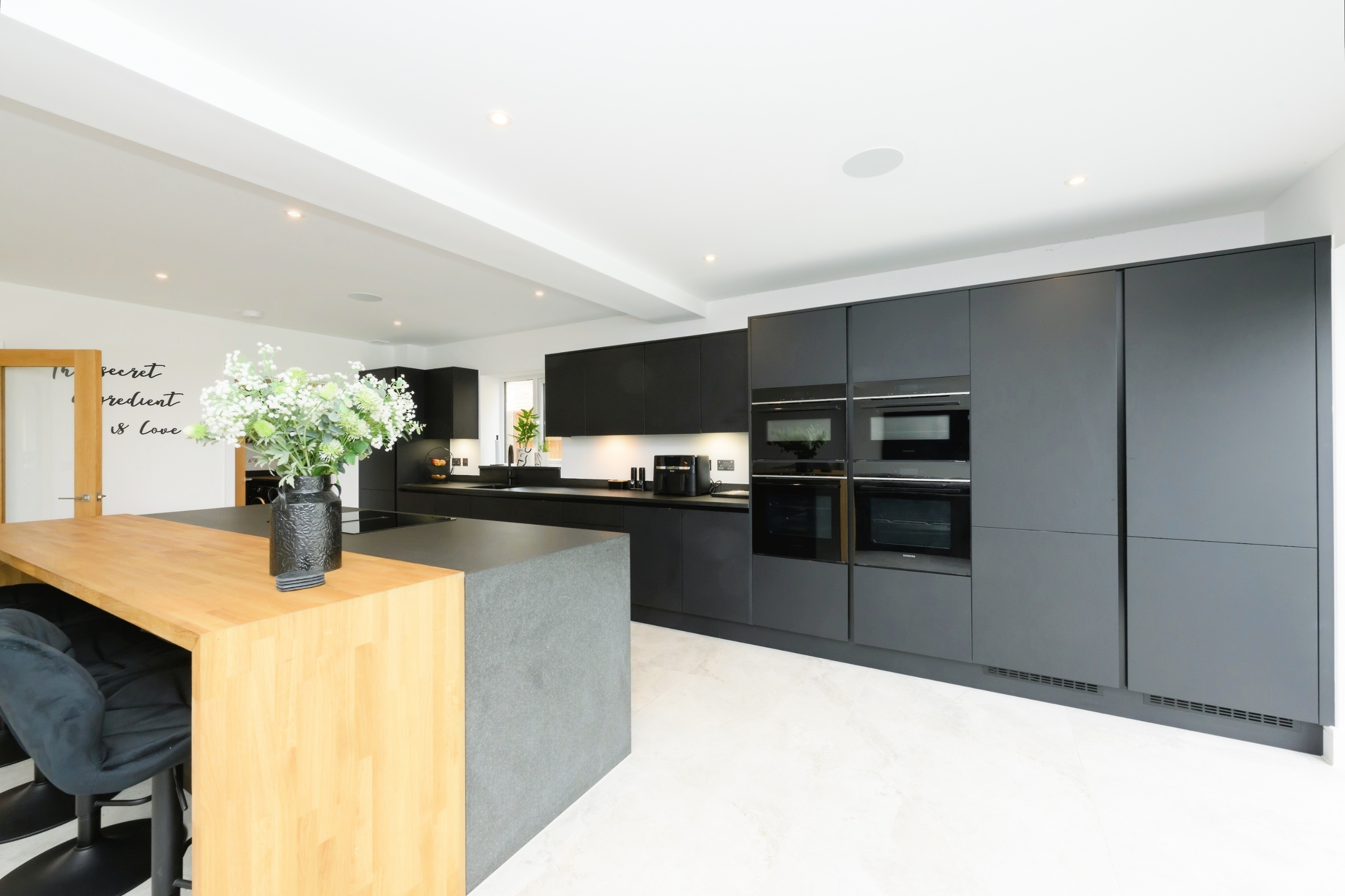 Shefford Road, Meppershall - Image 9