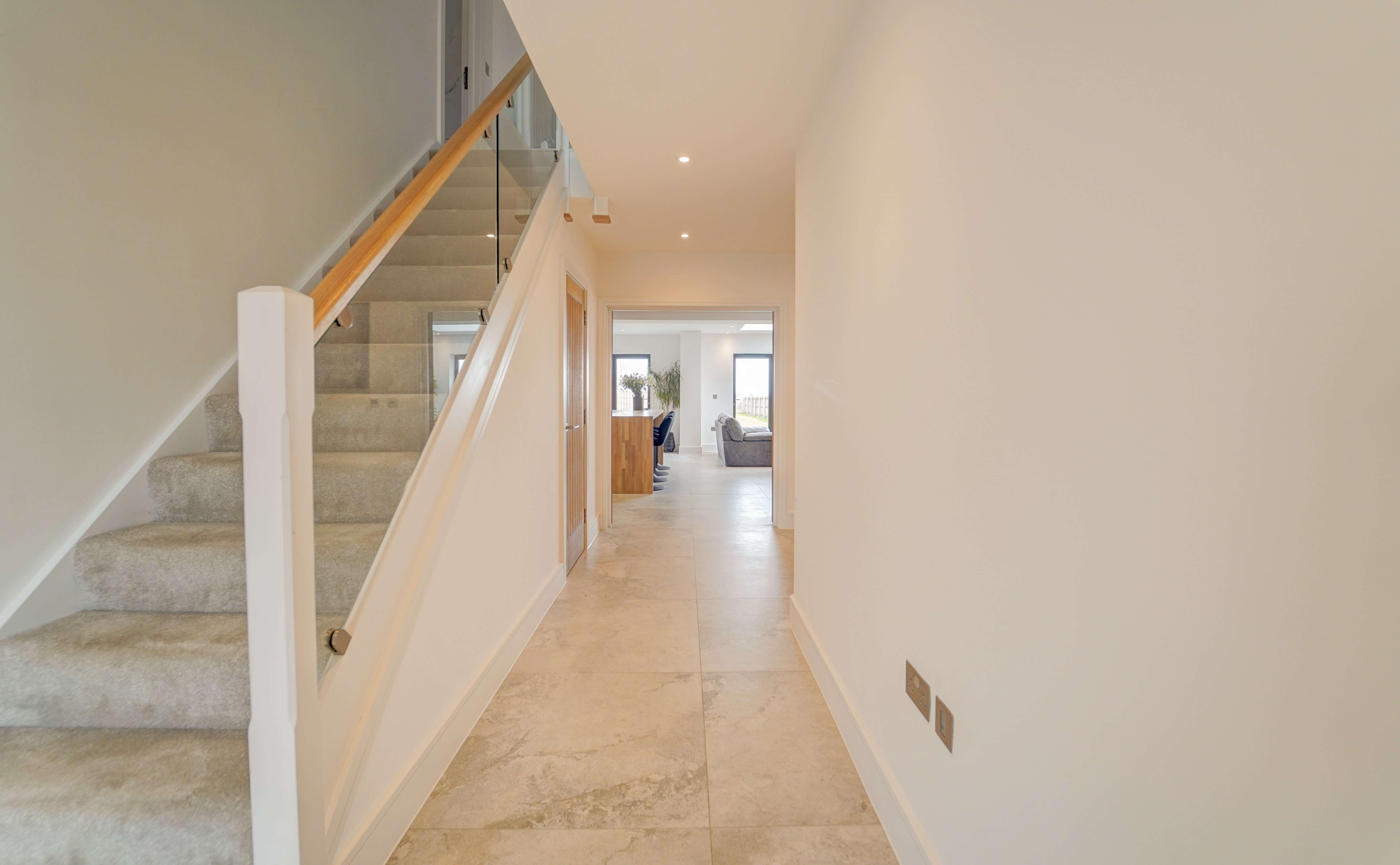 Shefford Road, Meppershall - Image 16