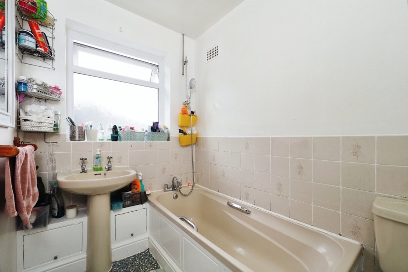 Salisbury Street, Nottingham - Image 13