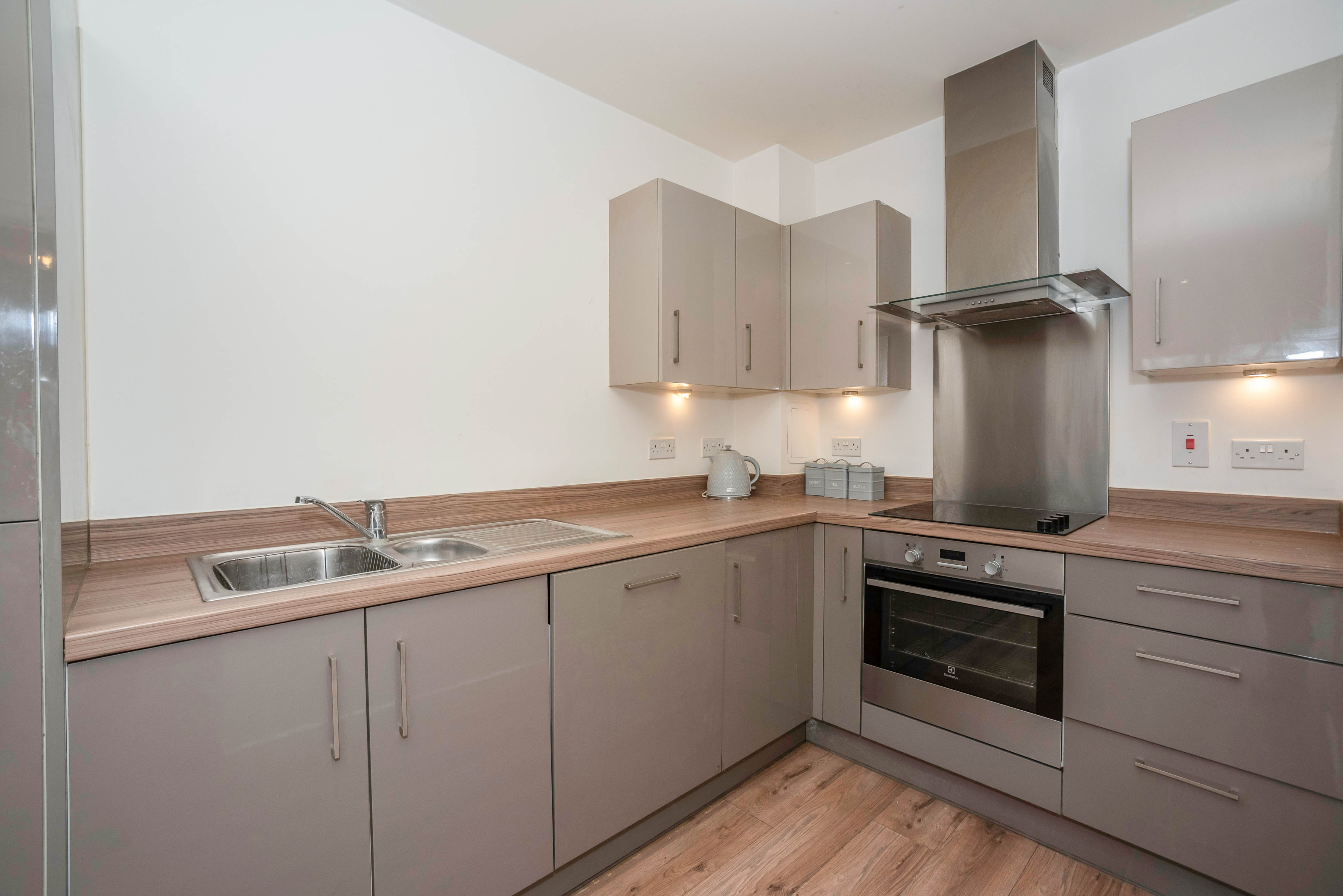 Erith High Street, Erith - Image 7