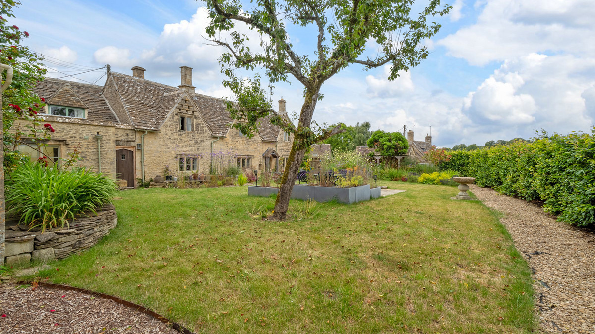 Arlington Green, Bibury - Image 4
