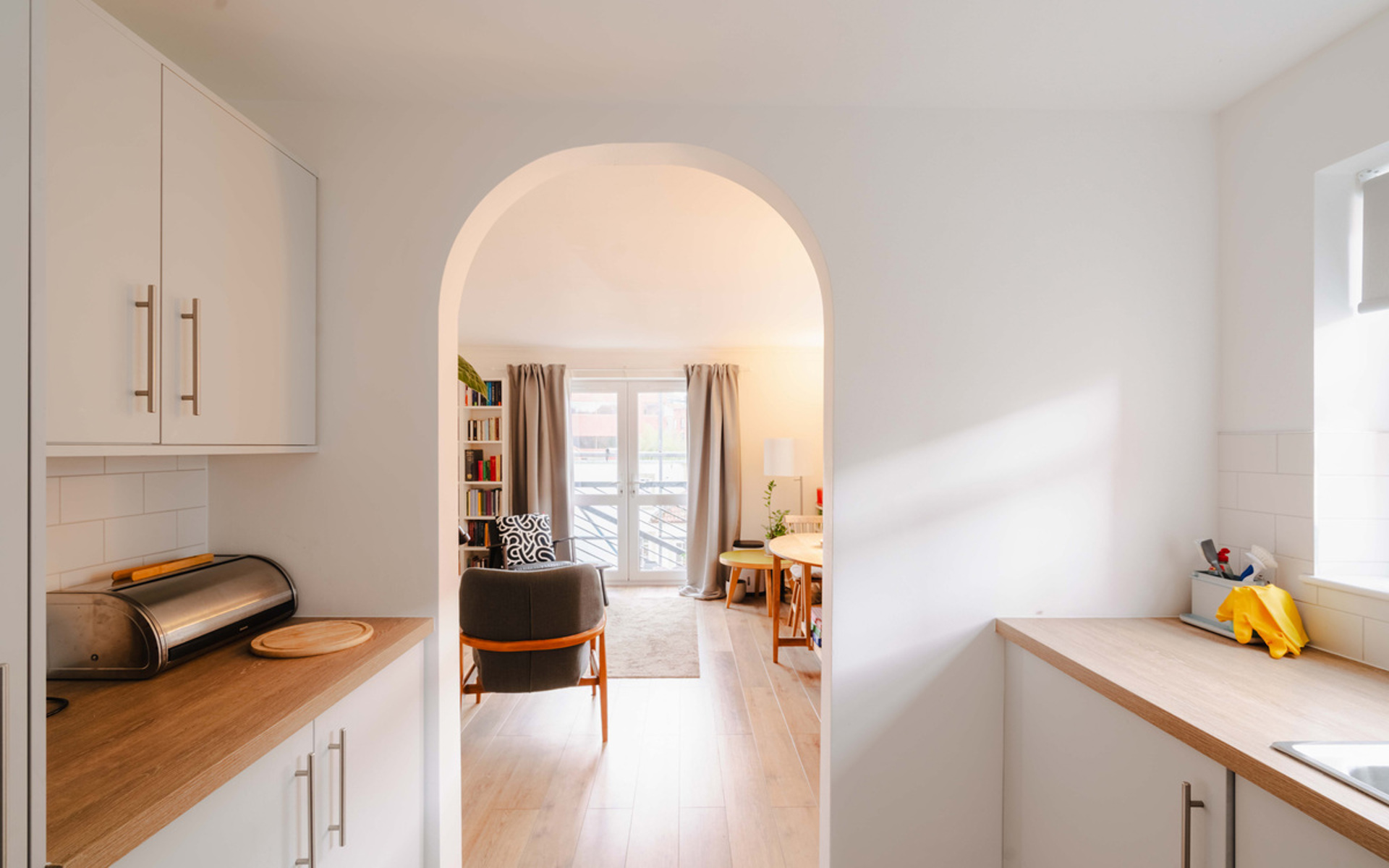 Ferrymans Court, Central Bristol - Image 4