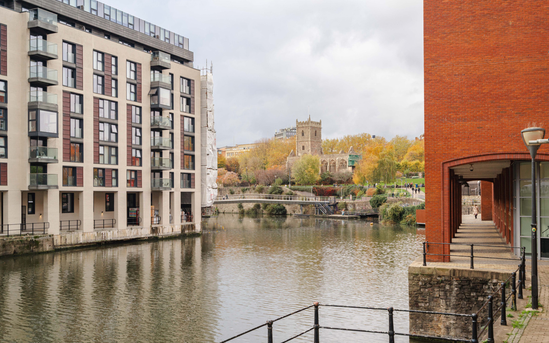 Ferrymans Court, Central Bristol - Image 5