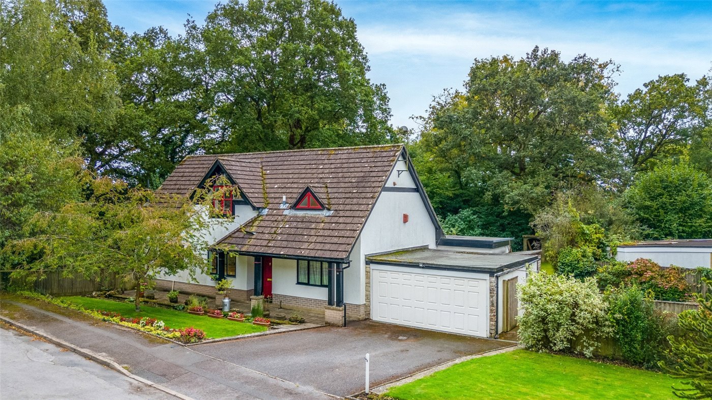 Park Homer Drive, Colehill - Image 1