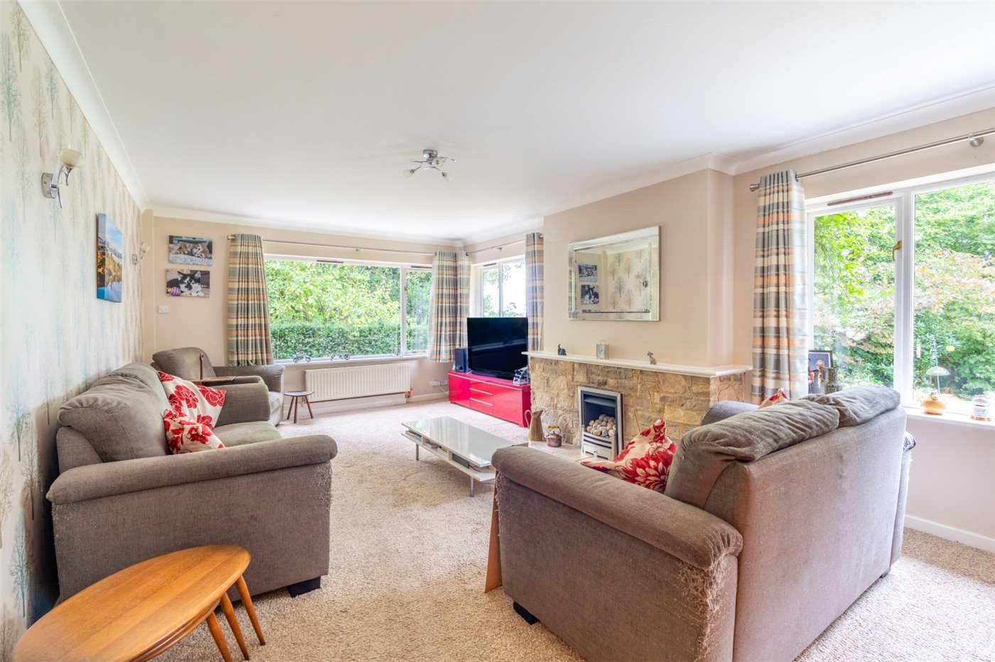 Park Homer Drive, Colehill - Image 4