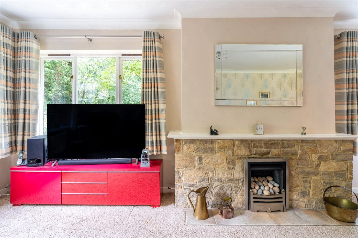 Park Homer Drive, Colehill - Image 5