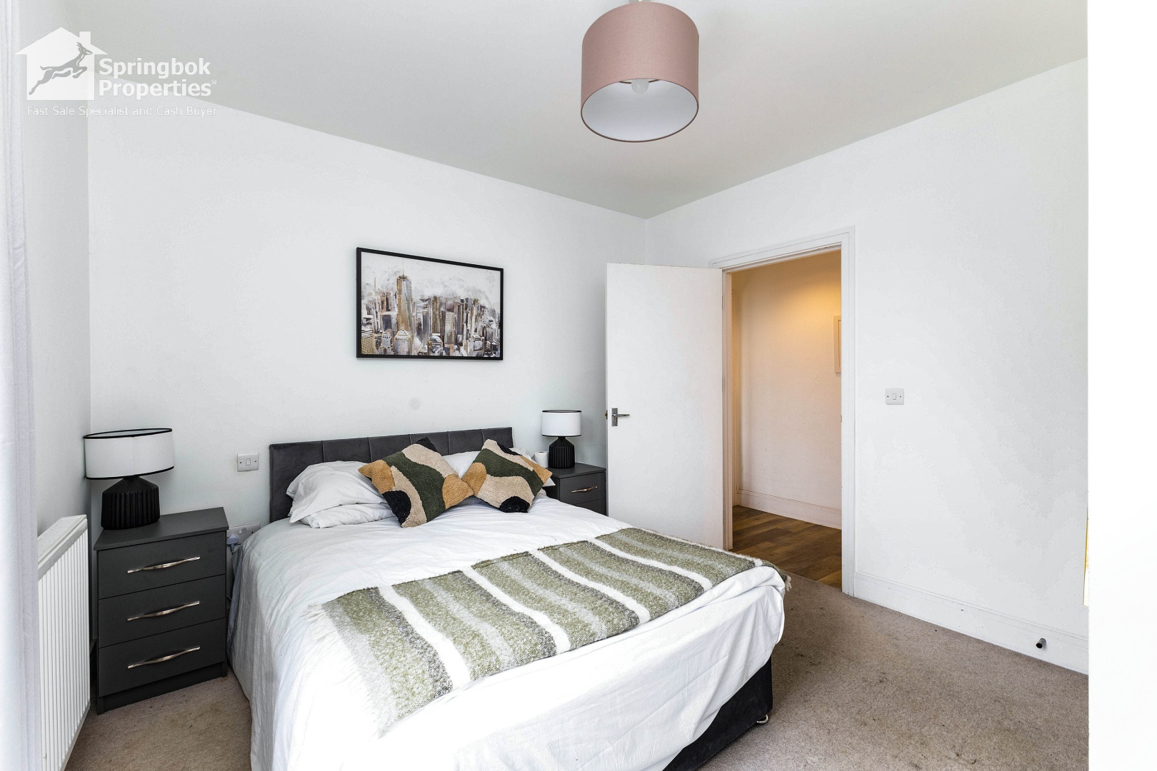 Bloomery House, Crawley - Image 9