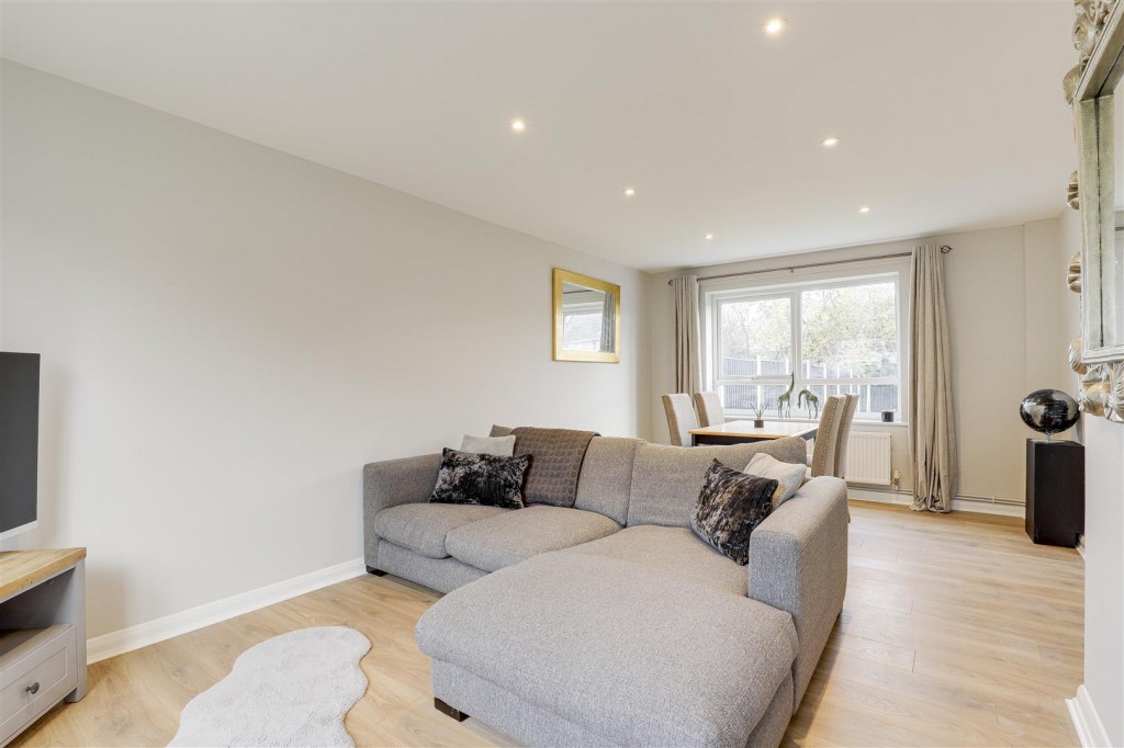 Bunting Close, Ilkeston - Image 2