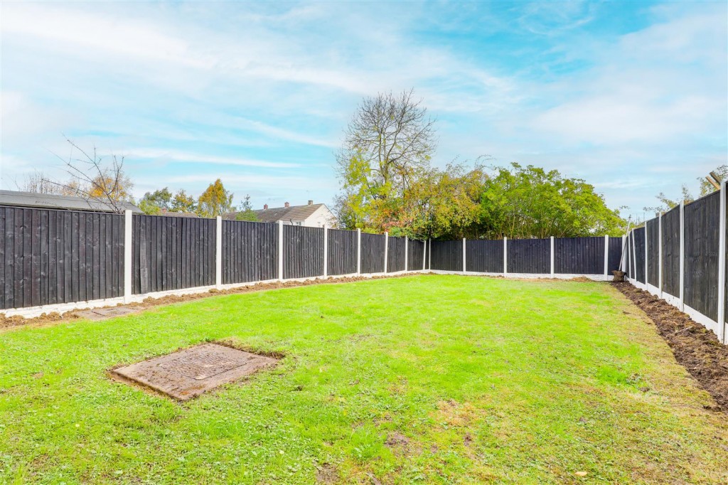 Bunting Close, Ilkeston - Image 15