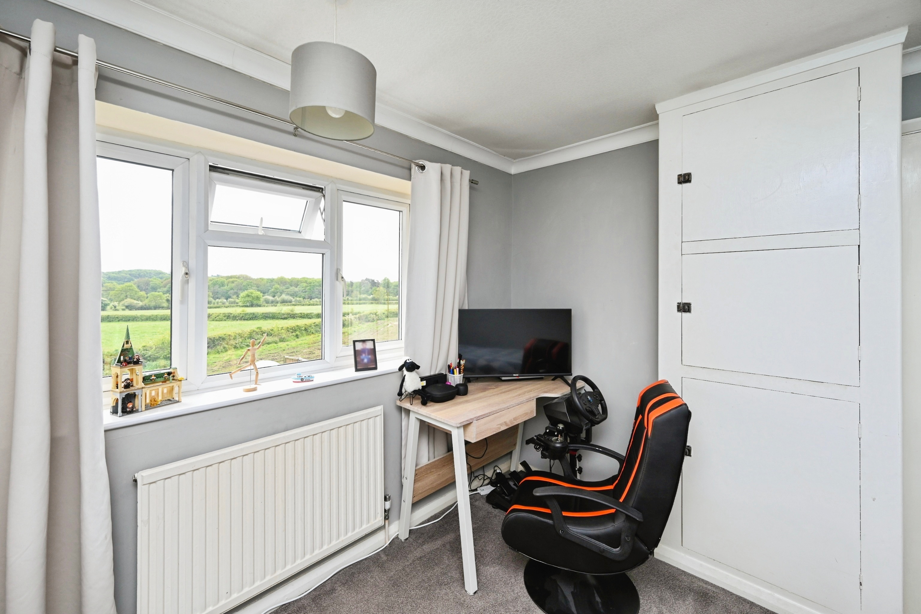 Parks Avenue, South Wingfield - Image 11