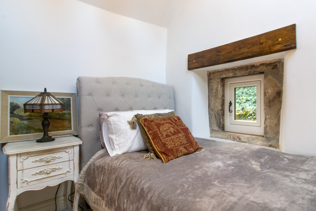 Pilhough, Matlock - Image 9