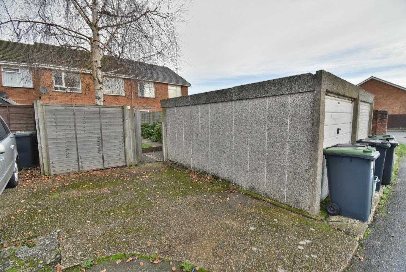 Medway Road, Ferndown - Image 17
