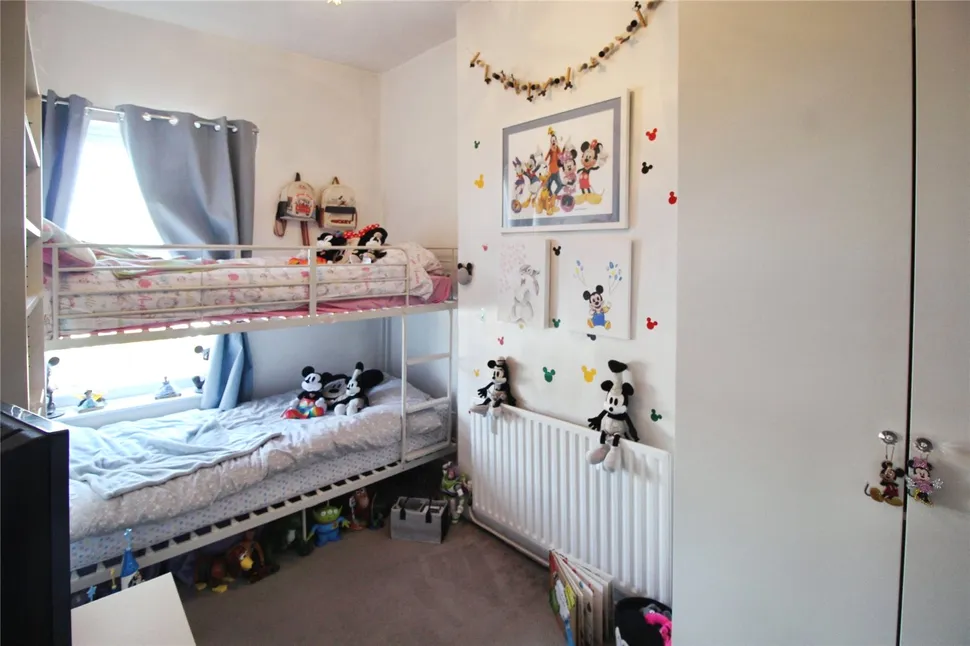 South Road, High Green - Image 11