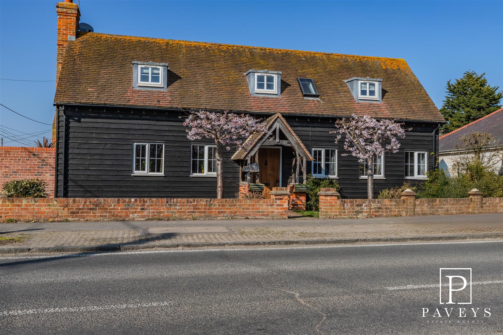 Walton Road, Frinton On Sea - Image 2