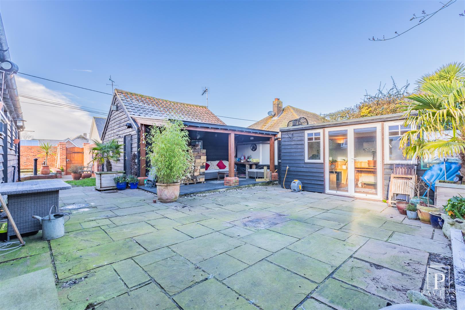 Walton Road, Frinton On Sea - Image 8