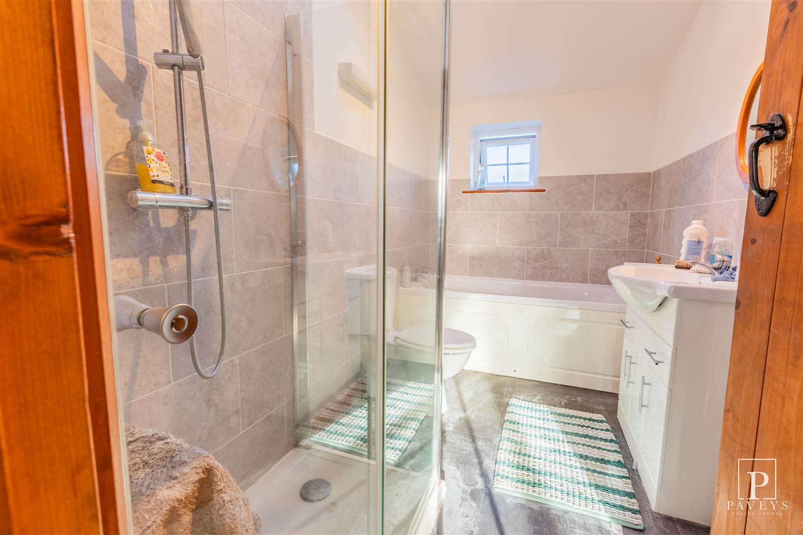 Walton Road, Frinton On Sea - Image 18