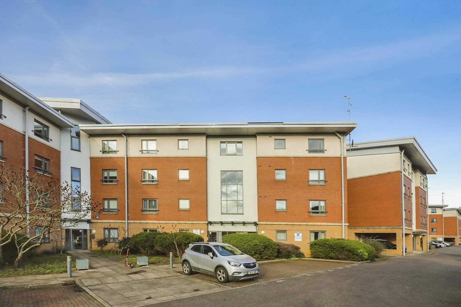 West Cotton Close, Northampton