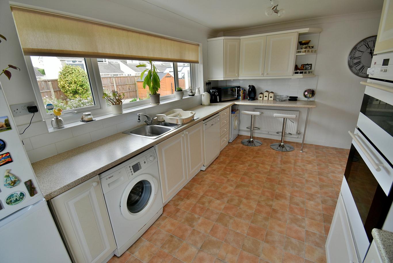 Victoria Gardens, Ferndown - Image 8