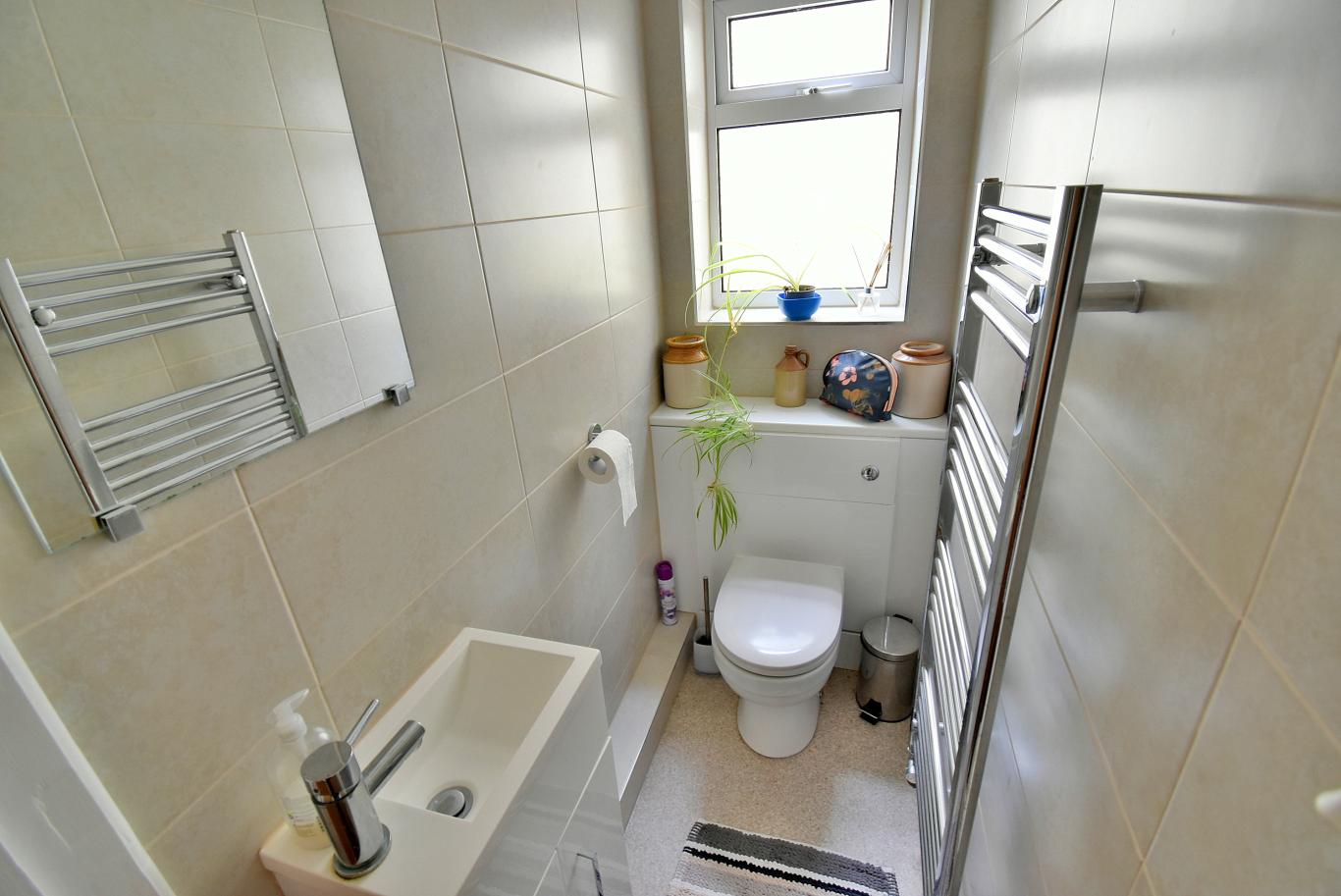 Victoria Gardens, Ferndown - Image 11