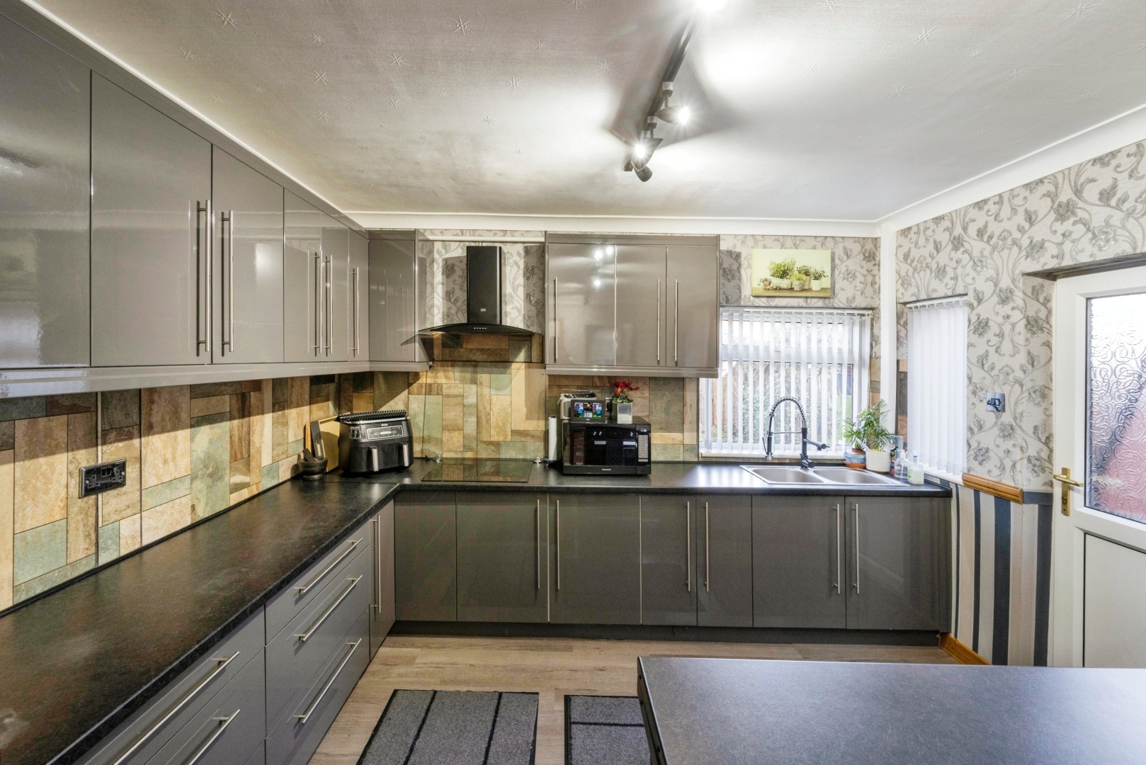 Hook Road, Goole - Image 5