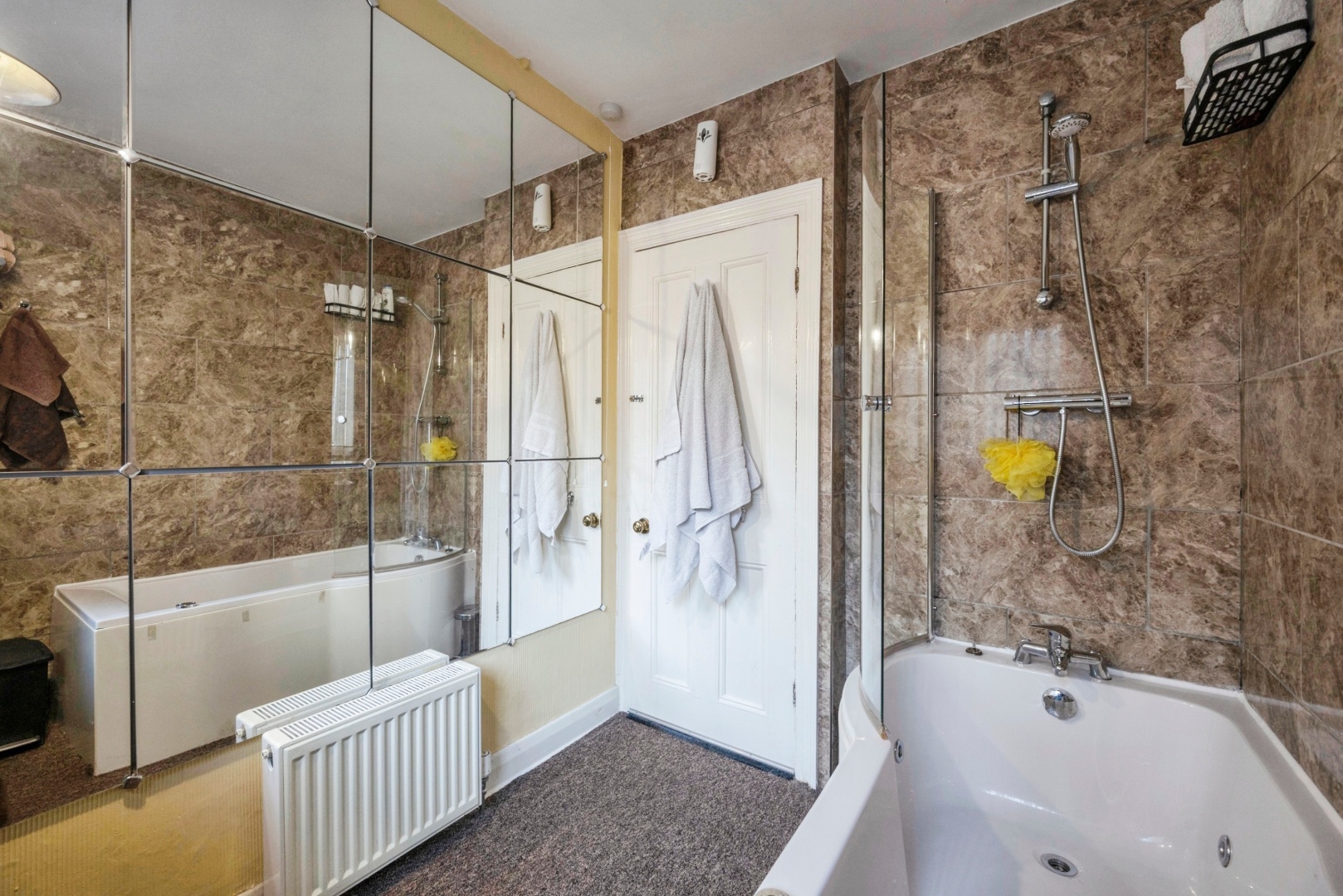 Hook Road, Goole - Image 17