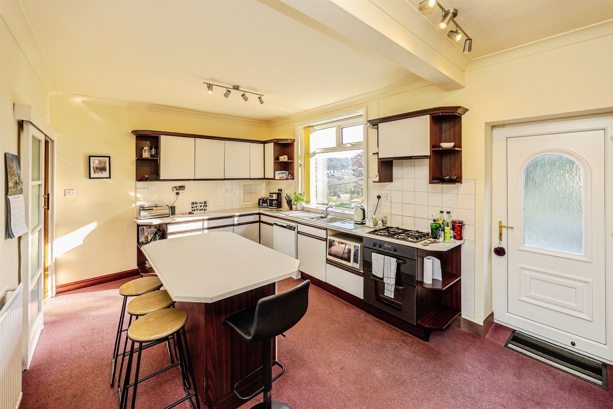 Rochdale Road, Halifax - Image 7