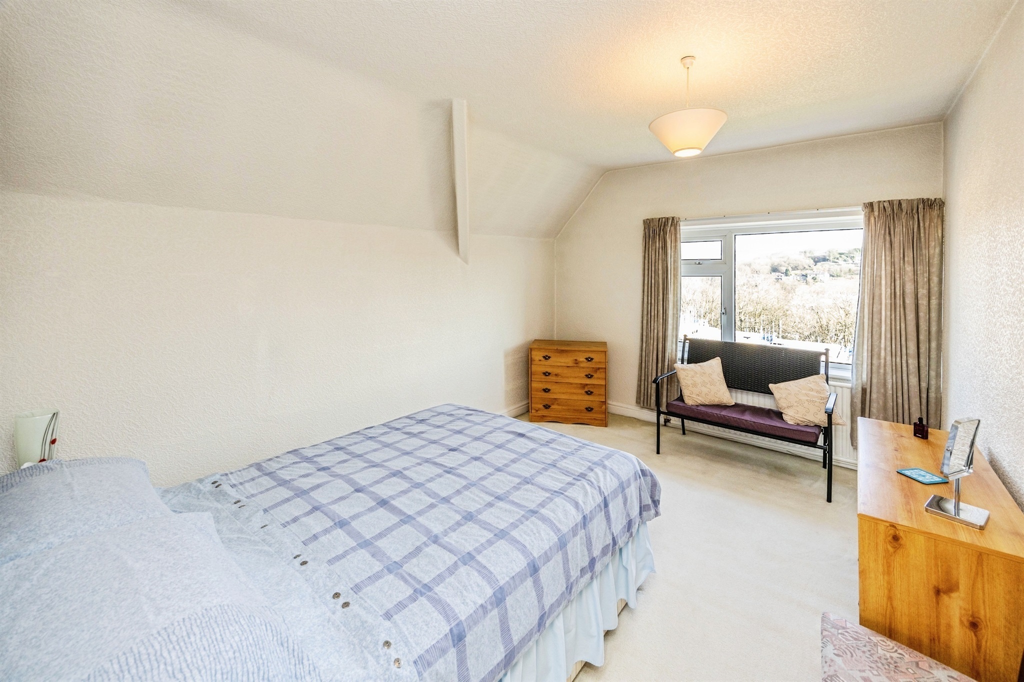 Rochdale Road, Halifax - Image 14