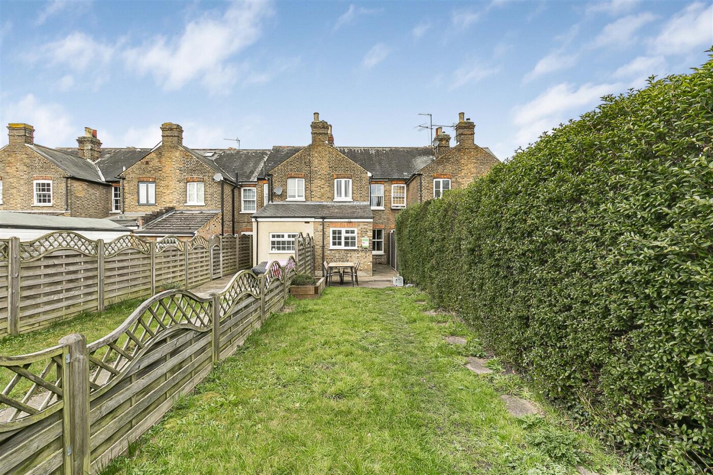 Priors Wood Road, Hertford Heath - Image 5