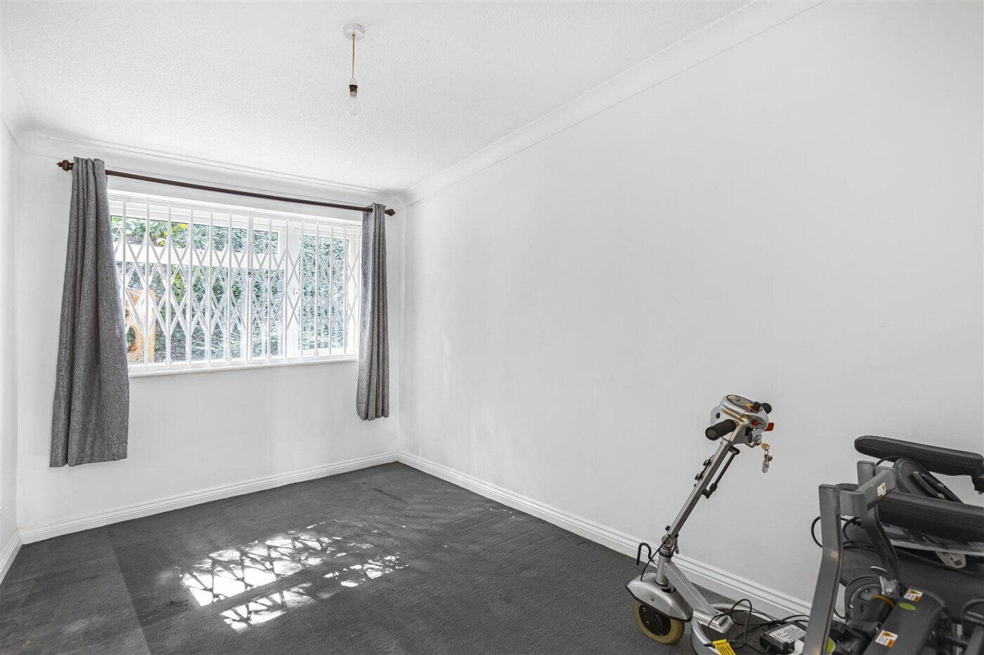 The Spinney, Hertford - Image 13