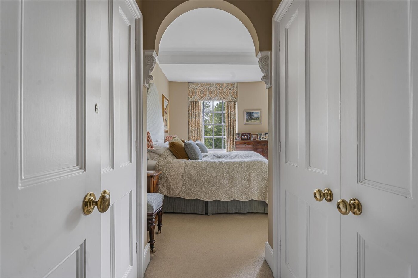 St Margaretsbury House, Stanstead Abbotts - Image 17