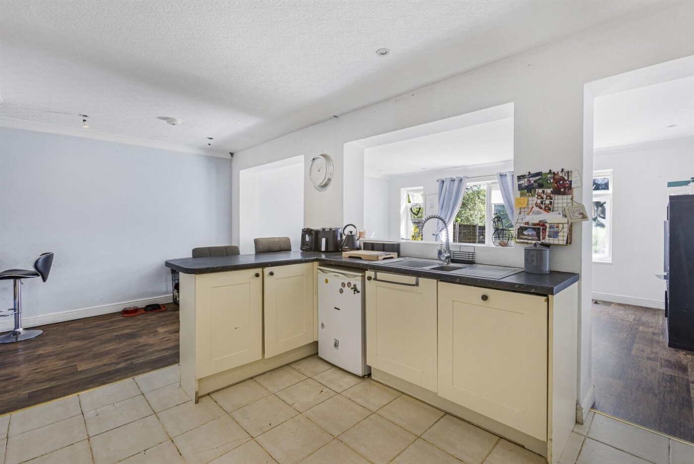 Stapleford Village, Hertford - Image 4